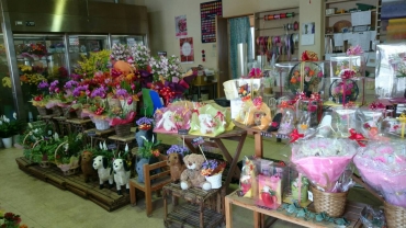 「フラワーショップおおき」　（福井県坂井市）の花屋店舗写真2
